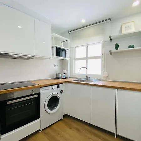 Apartamento Thyssen - Acogedor&moderno Junto Al Museo Carmen Thyssen Málaga