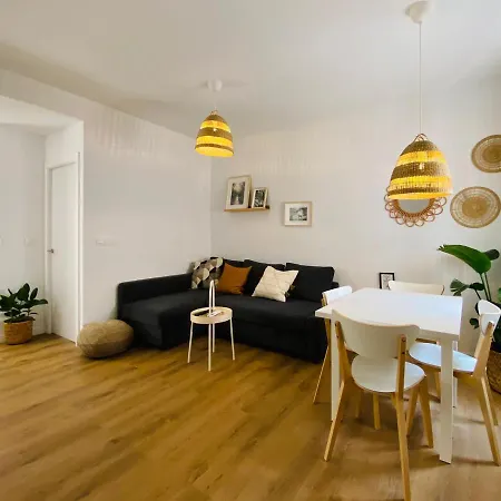 Thyssen - Acogedor&moderno Junto Al Museo Carmen Thyssen Apartamento *