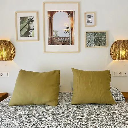Thyssen - Acogedor&moderno Junto Al Museo Carmen Thyssen Apartamento *